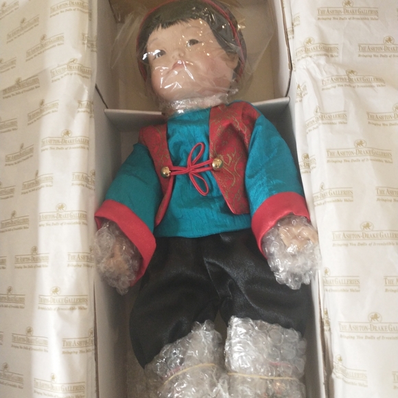 Vintage Rare Ashton Drake Pair of Chinese Dolls Ming & Mei Mei Porcelain Dolls - Picture 4 of 9